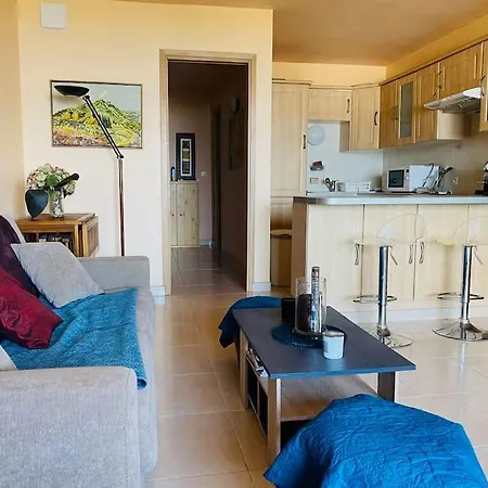 Pieds Dans L Eau * Grosseto-Prugna